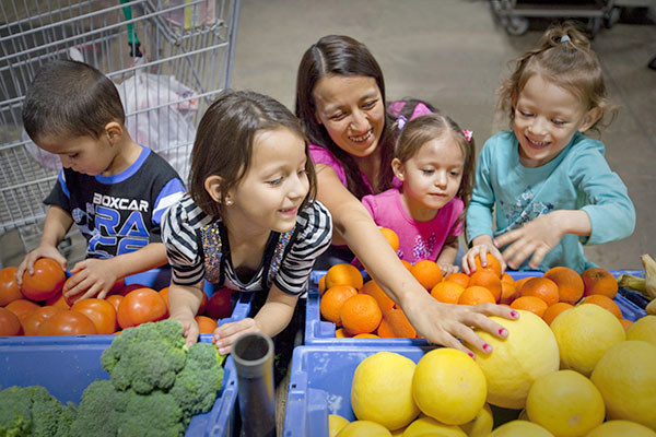 HonorHealth Desert Mission food bank